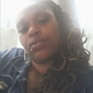 Meet your Posher, Nikia